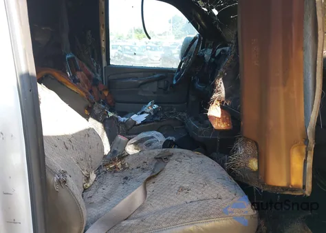 2014 Chevrolet Express G2500 z USA, uszkodzony, nr VIN 1GCWGFCA5E1213752